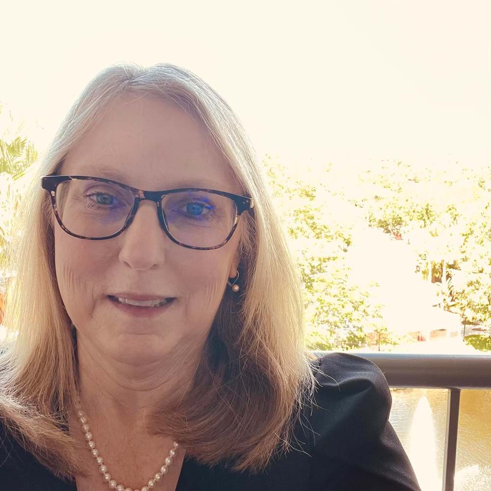 Meet your Posher, Sandie
